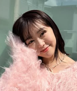 峯岸みなみさん2025年3月31日instagram投稿写真