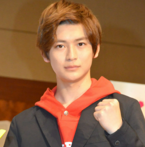 alt="高橋文哉さん仮面ライダー時代の写真2枚目"