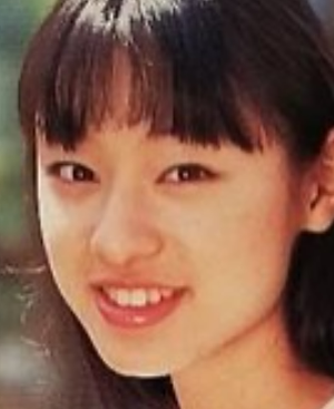 幼少期の栗山千明さんの写真