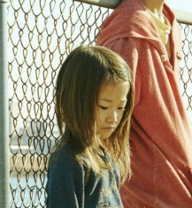 佐々木みゆさん「万引き家族」写真